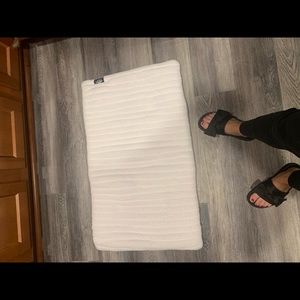 Bathroom mat
